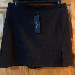 Lulus black mini skirt